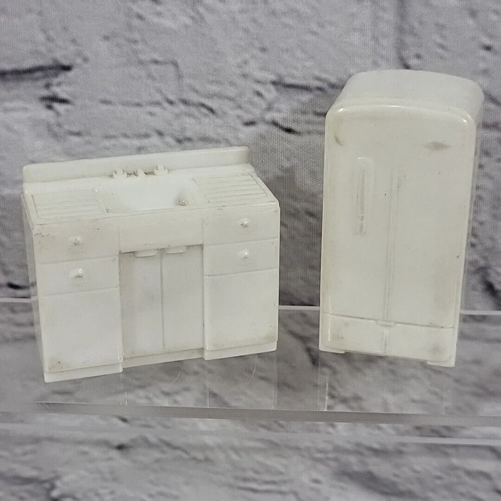 Vintage Dollhouse Furniture Lot‎ of 11 Pieces Bedroom Kitchen Superior Marx